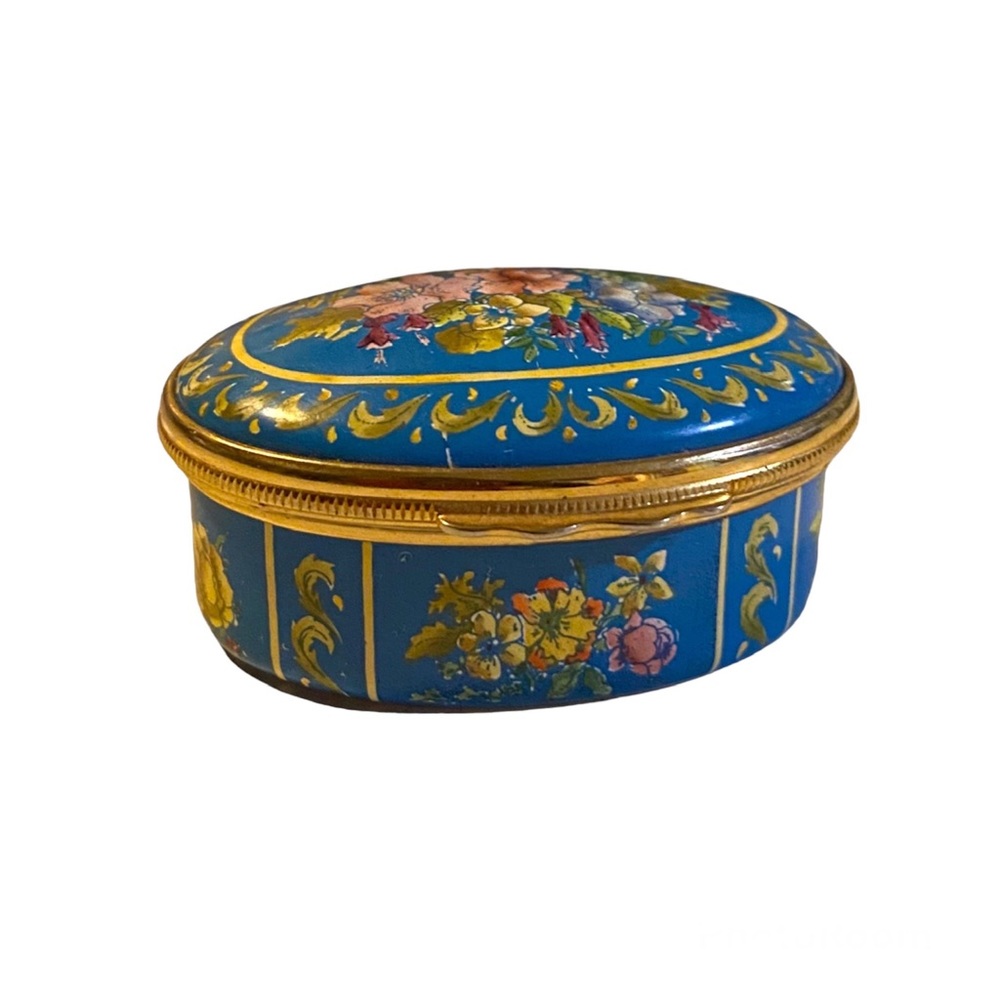 Vintage floral hinged pill box/trinket box.
